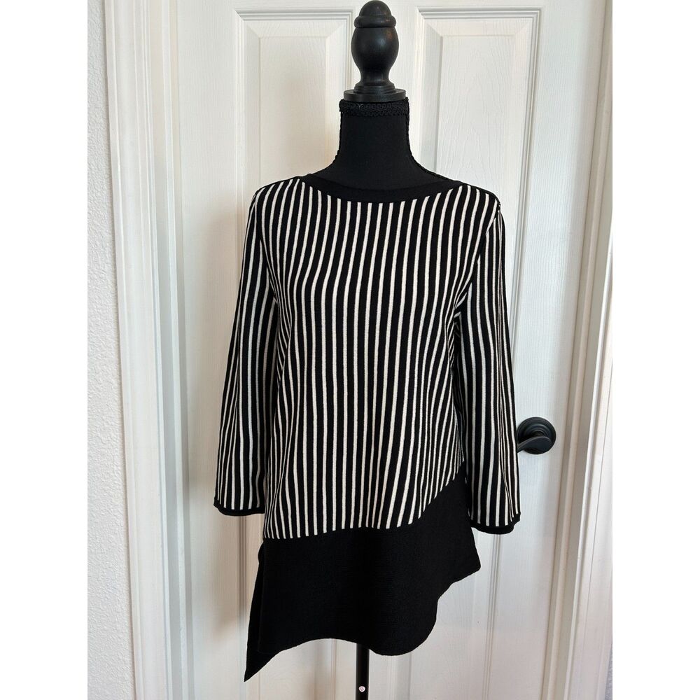 Anne Klein Asymmetrical Hem Black White Striped Sweater Sz S
